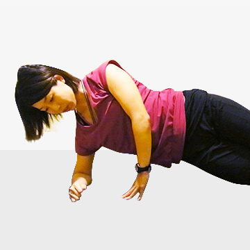 肩のストレッチ!サイドライング・アームスイング