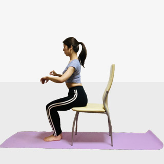 座りっぱなしのデスクワークは太りの原因！！《反り腰につける薬エクササイズ》