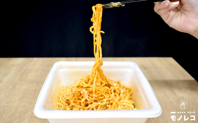 明星食品 / 一平ちゃん夜店の焼そば カラムーチョホットチリ味の画像1