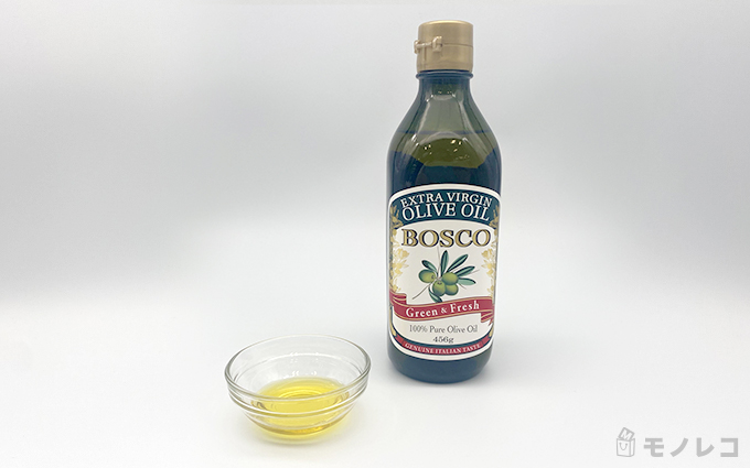BOSCO(ボスコ) のボトルと中身の入った小皿の画像