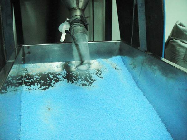 Food grade non-toxic PVC plastic particles.jpg