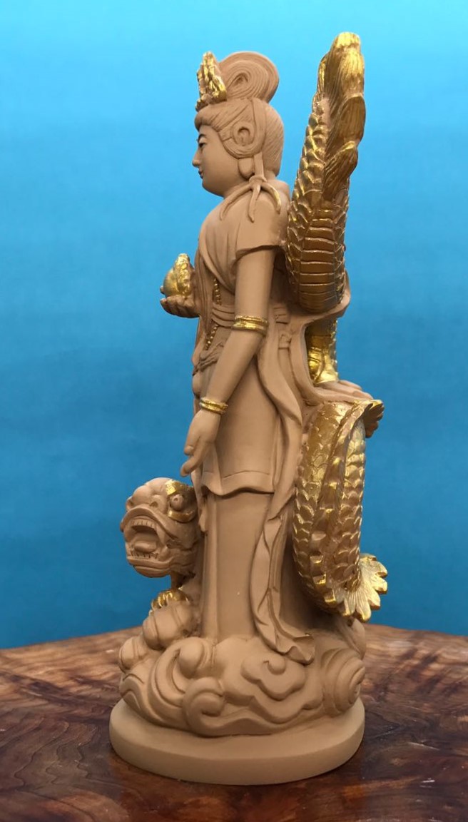 如意寶珠觀音_立姿騎龍_描金_則2.jpg