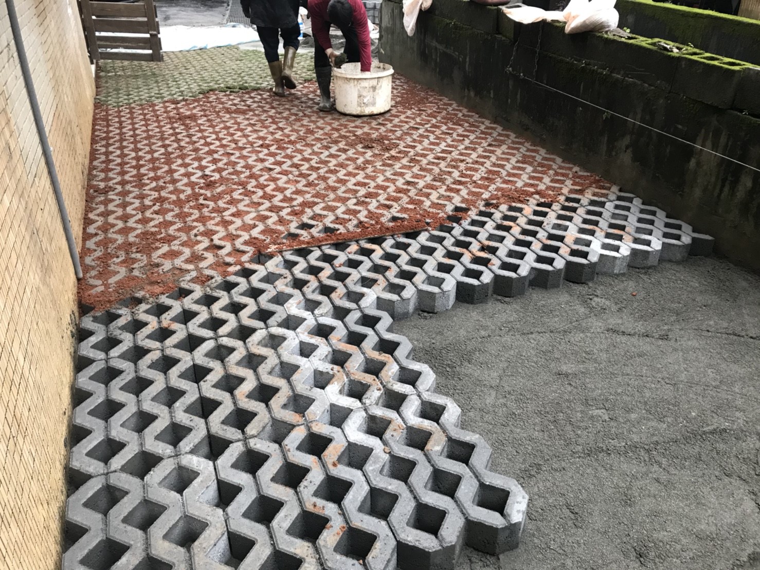 植草磚鋪設工程_180329_0007.jpg
