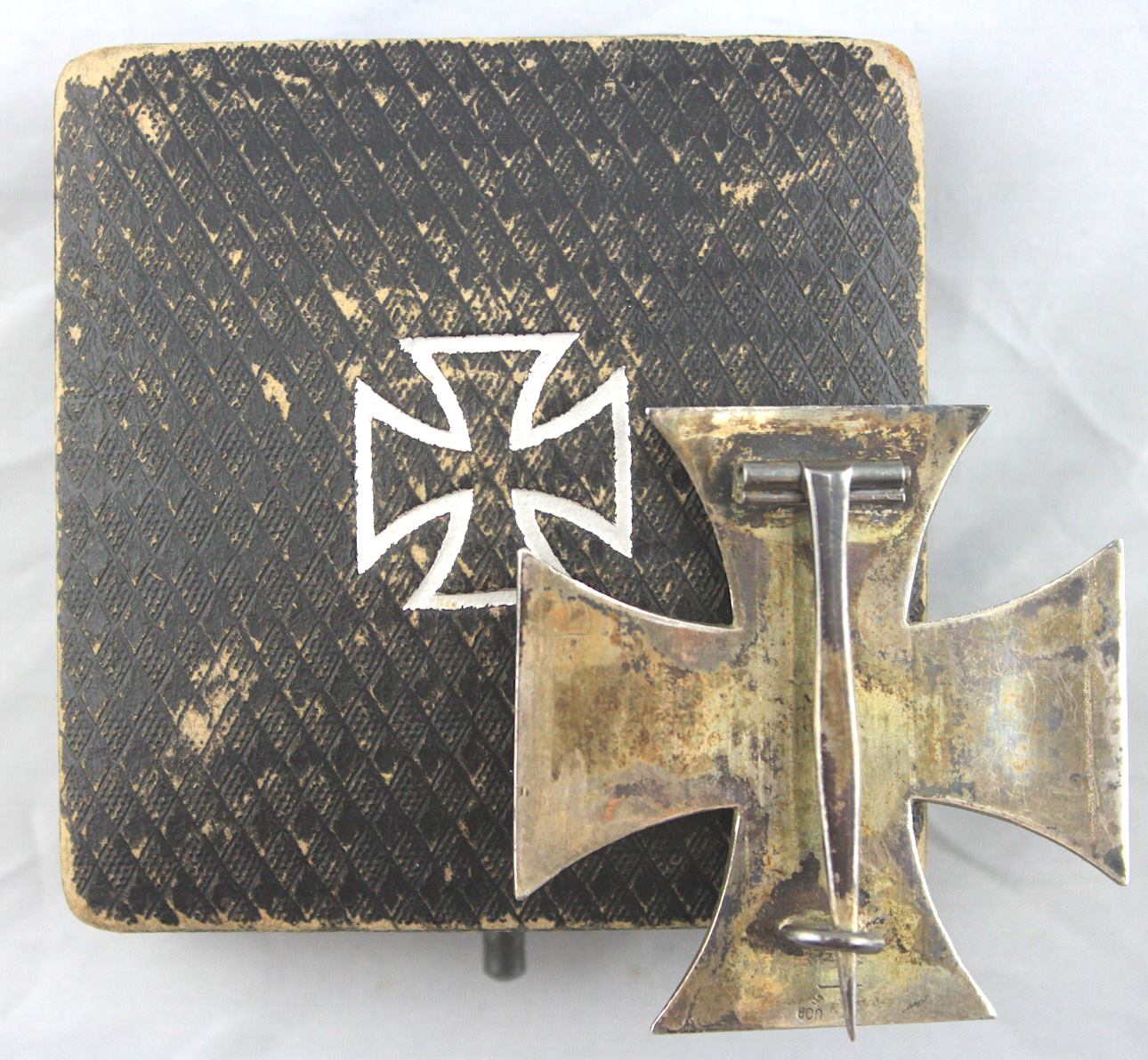 Cased 1914 EKI 8003.jpg
