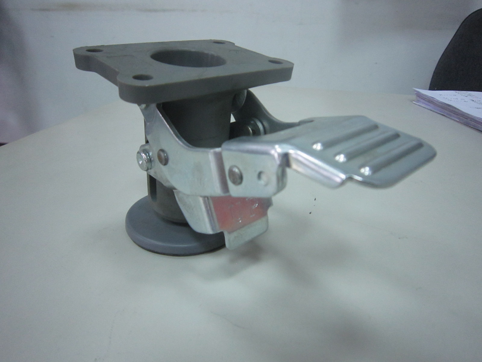 24-頂高器-日式(909LK-42S-100 HAMMER LOCK)-3.JPG