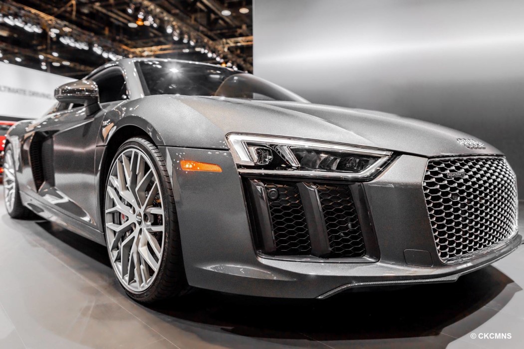 audi-r8-v10-plus-ckcmns11-1050x700.jpg