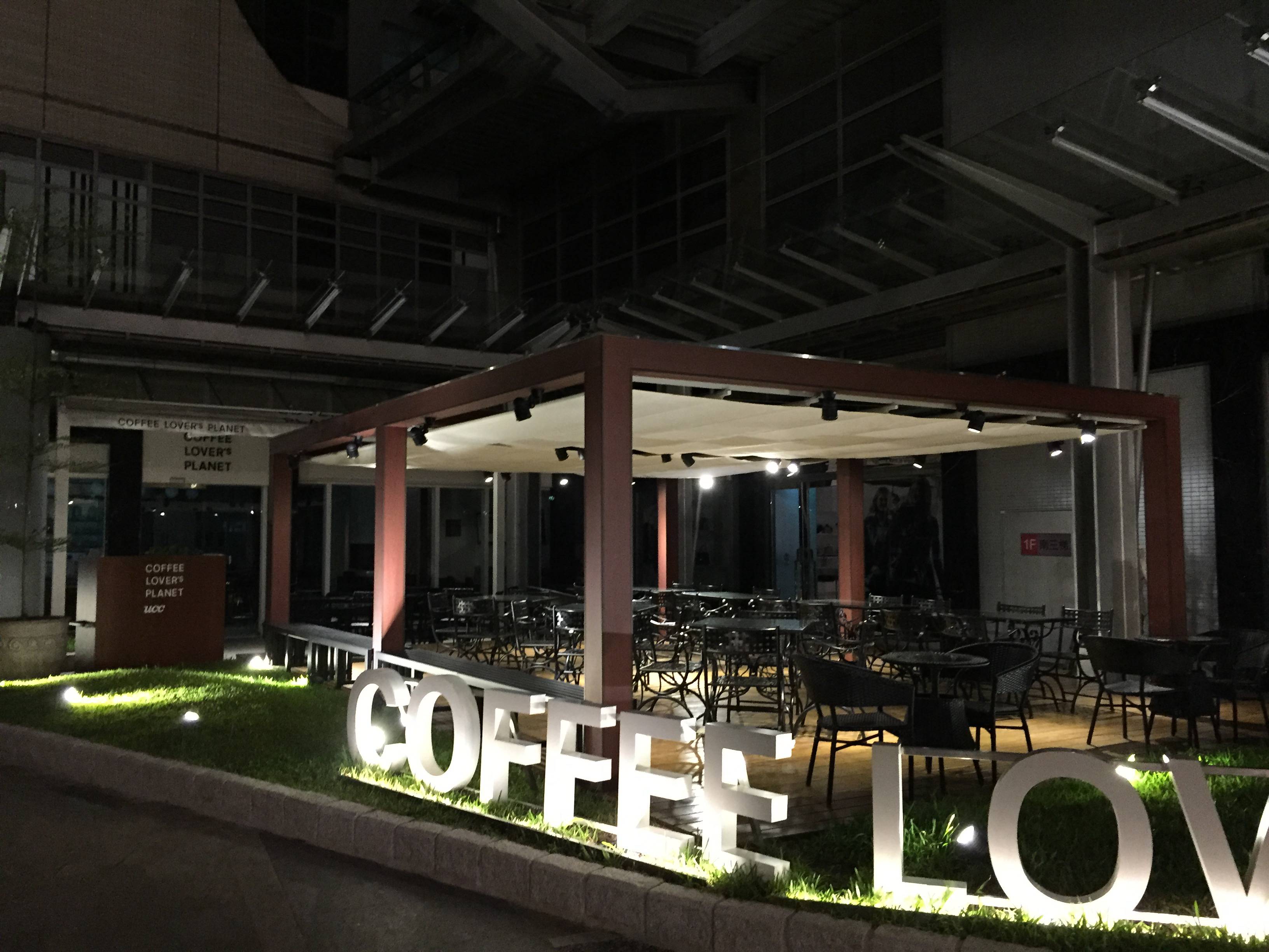 9 龍門帆布 帆布工程 遮陽棚 遮雨棚 百摺天棚 天幕百褶帆布 軌道帆布.jpg