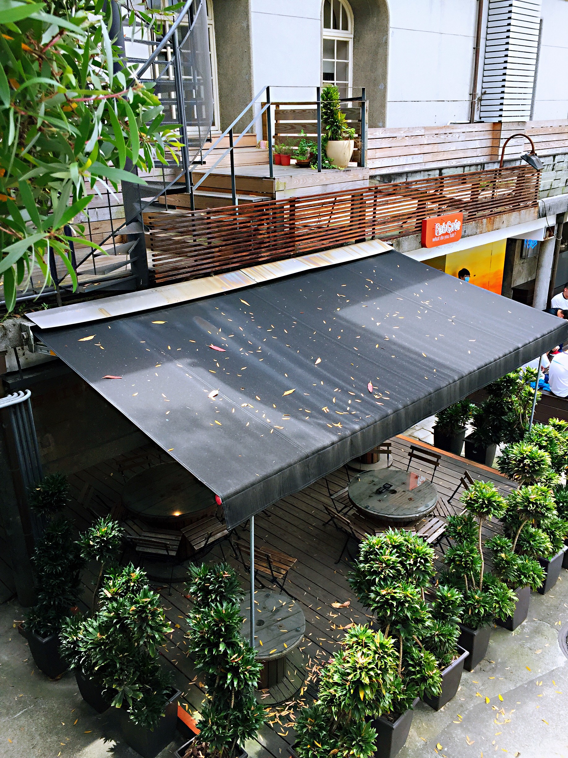 5 龍門帆布有限公司 帆布工程 帆布行 遮陽棚 遮雨棚 鋁架帆布 伸縮帆布 升降帆布 造型鐵架帆布 