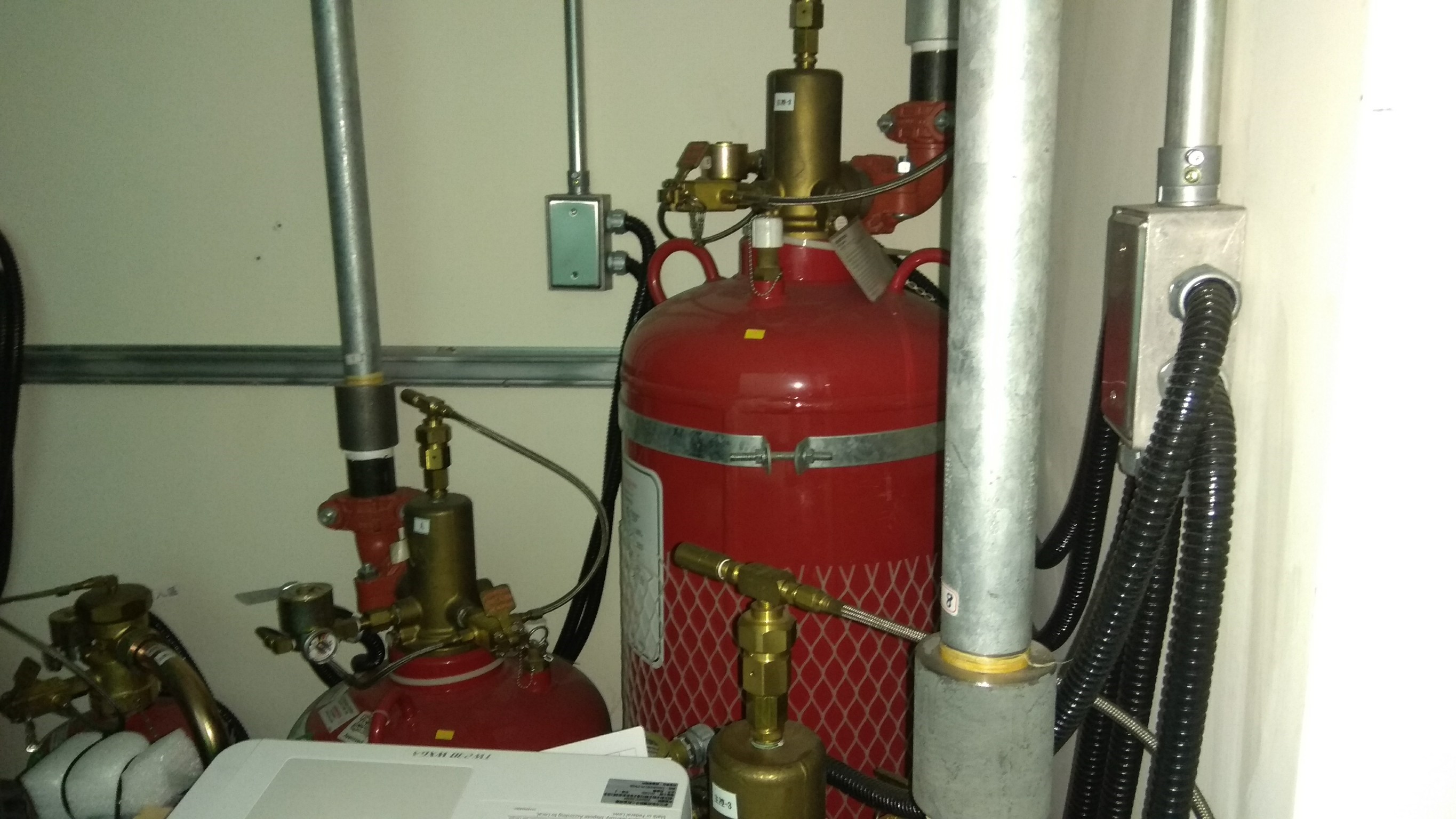 FM200氣體滅火系統 (3).jpg