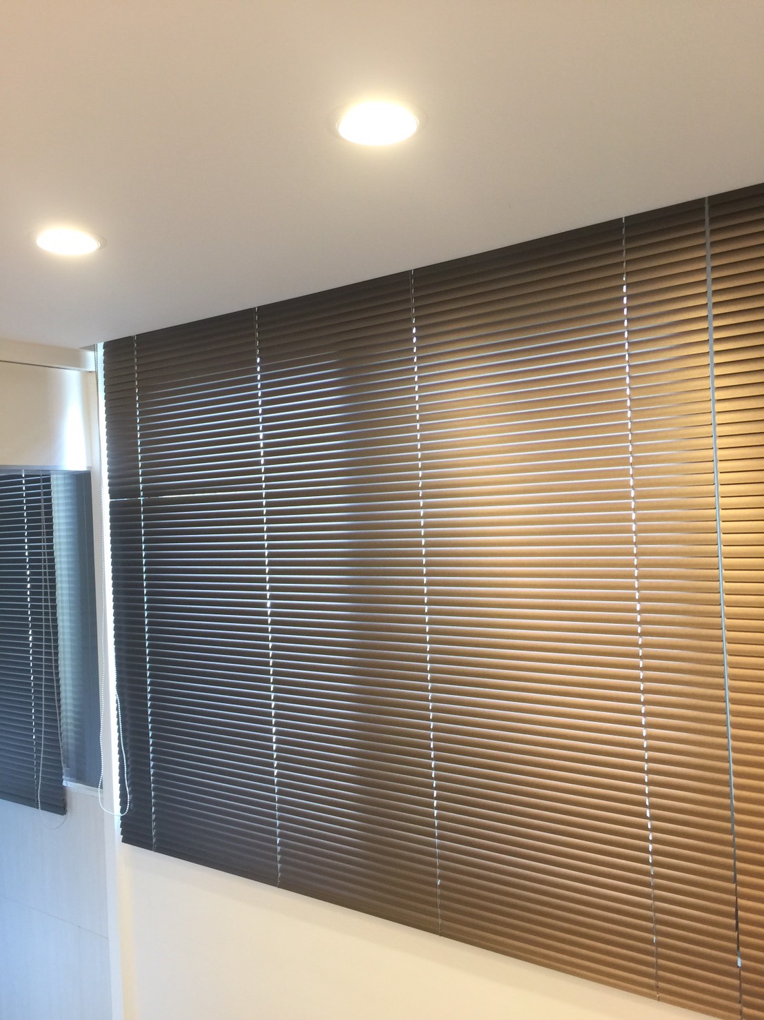 高級百葉窗.jpg