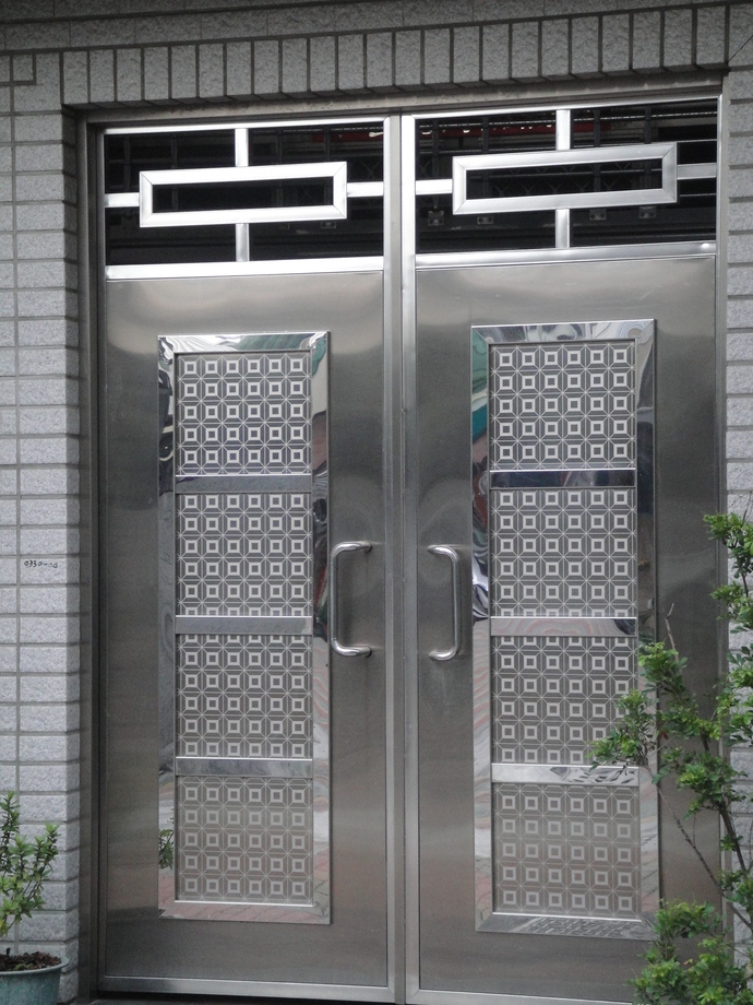 7.白鐵門.jpg