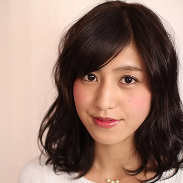 秋冬の人気ヘアスタイル「ふわ揺れボブ」