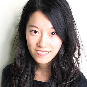 秋の人気ヘアスタイル「くせ毛風ナチュラルパーマ」