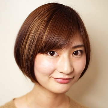 冬の人気ヘアスタイル「小顔愛されショート」