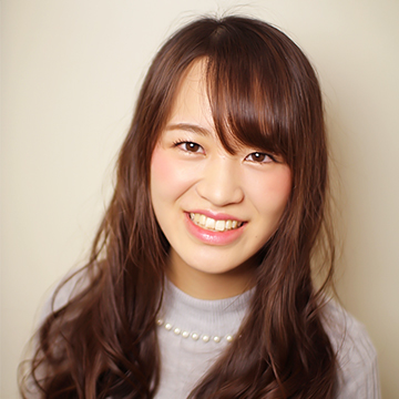 春の人気ヘアスタイル「グラマラスキュートロング」