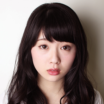冬の人気ヘアスタイル「ロマンチックゆるふわカール」