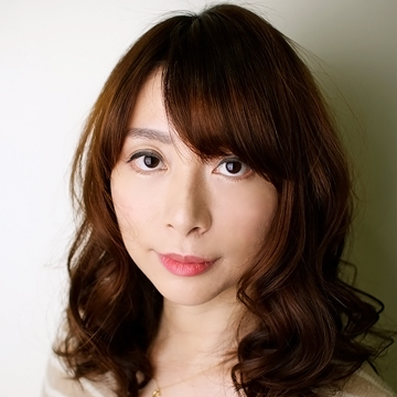 冬の人気ヘアスタイル「やわふわセミディ」