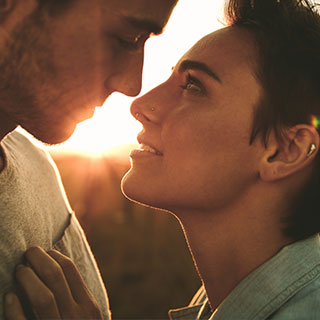 男が彼女を心の支えになる女性だと感じる瞬間とは？実はこんなとき♡
