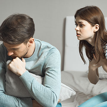 男性が苦手な人にとる態度とは？されていたら危ない6つのこと！