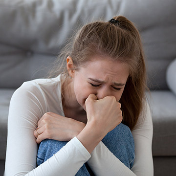 マインドコントロールされやすい女性とは？要注意な特徴5選