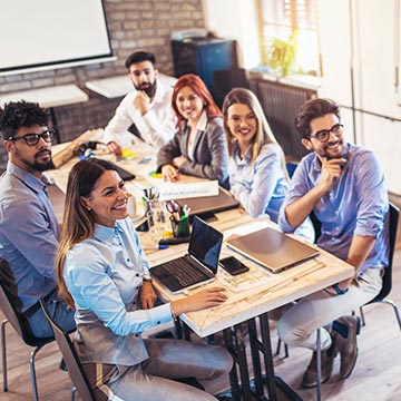 男性が仕事上で女性社員に公私混同したことがある？ない？