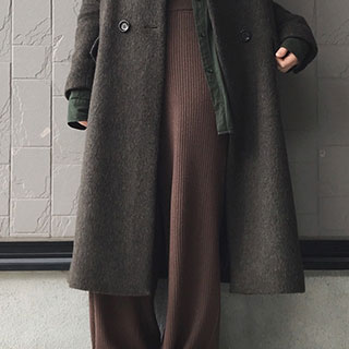 今年の冬は“リブニットパンツ”でトレンドコーデ♡おしゃ見えするコツは？