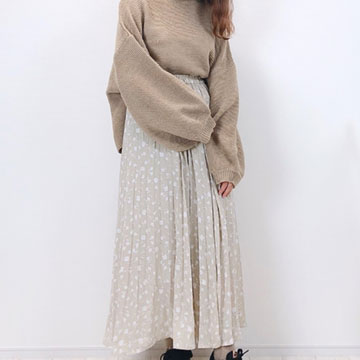 カジュアルなのに可愛すぎ♡デートにもお出かけにもぴったりのスニーカーコーデ5選
