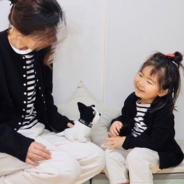 定番アイテムでラフに可愛く♡親子で楽しむお家コーデ5選