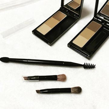 絶対浮かない！髪色別、似合うアイブロウ特集♡あなたに合うのは何色？