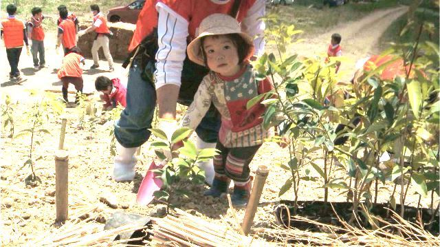 植樹の神様・宮脇昭氏がいよいよ福島へ　
１０月６日南相馬市植樹祭撮影プロジェクト　写真５
