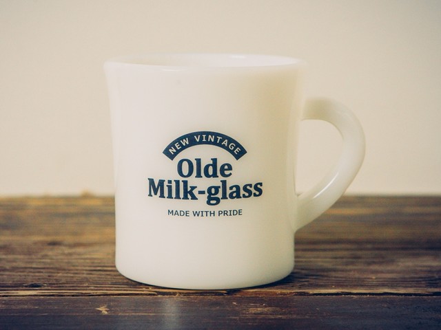 洋書 ミルクガラス 98年 The Milk Glass Book 洋書 ミルクガラス 98年 The Milk Glass Book Amazon.com: The