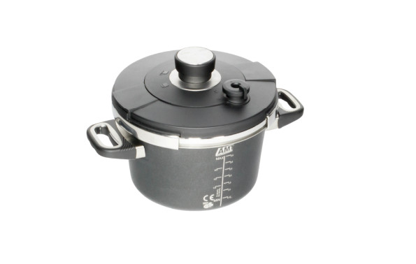 世界のトップシェフ達も認めたドイツ発の調理器具！AMT社の『BESTPAN