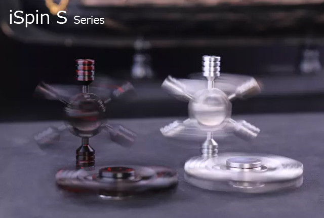 空前絶後の大ヒット知育玩具ハンドスピナーの最新作iSpinXが早く
