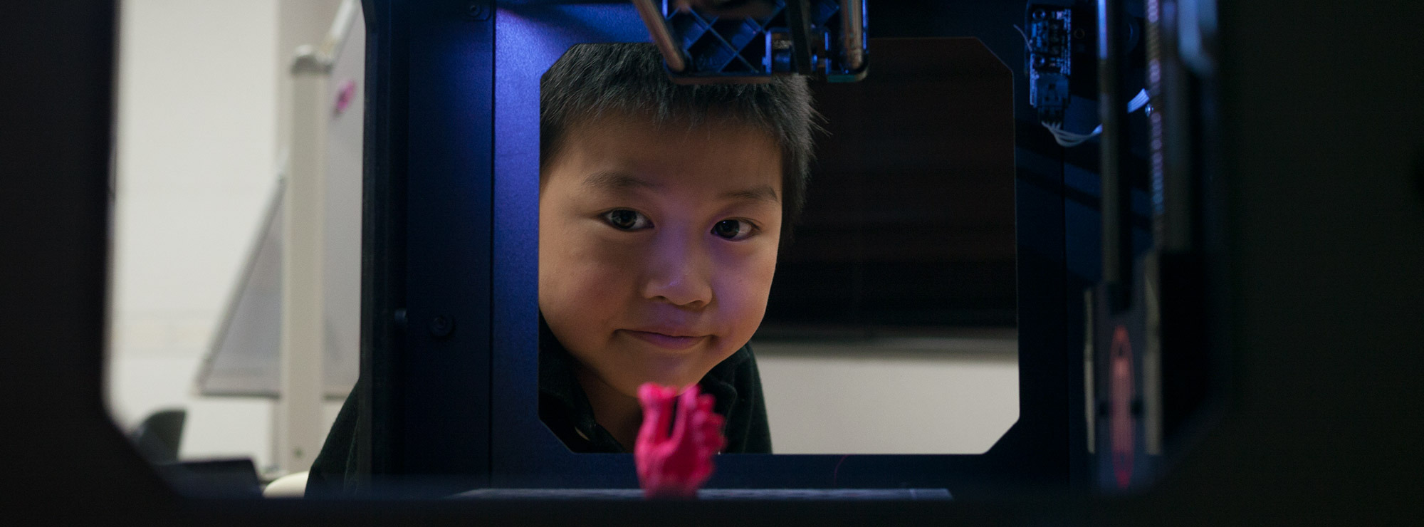 子供たちに3Dプリンタを贈ろう！『Make it forward』プロジェクト　写真4