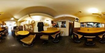 店内1