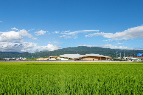 大西麻貴+百田有希／o+h