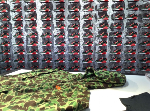 NIKE AIR MAX 90ショップ別注カモフラ柄