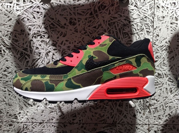 NIKE AIR MAX 90ショップ別注カモフラ柄