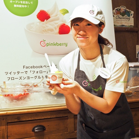 フローズンヨーグルトの流行を生んだ米国「ピンクベリー」日本上陸!(美女もたくさん):pinkberry