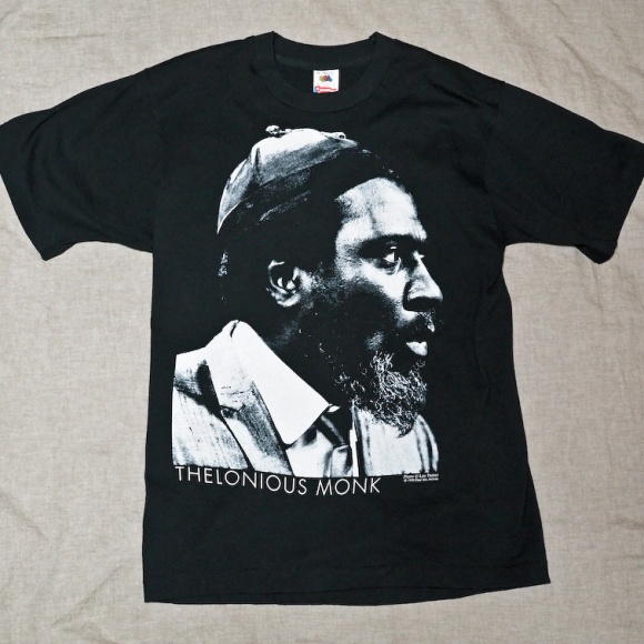 技アリのグラフィックTシャツ(私物)
