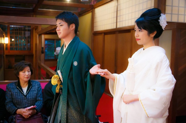 神社でファッションショーやります。