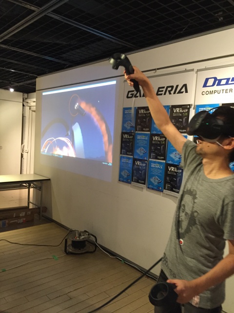 iPhone写真展⇒VRで立体ペイント⇒「宇宙ダンス」