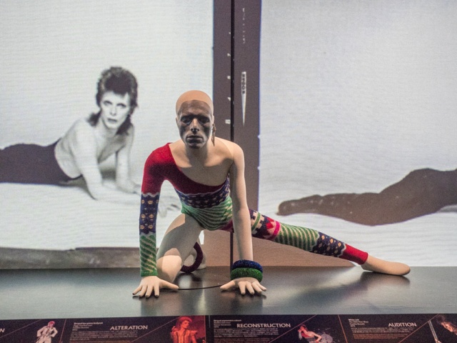 ついに日本上陸!デヴィッド・ボウイ展はステージ衣装わんさかの大ボリューム