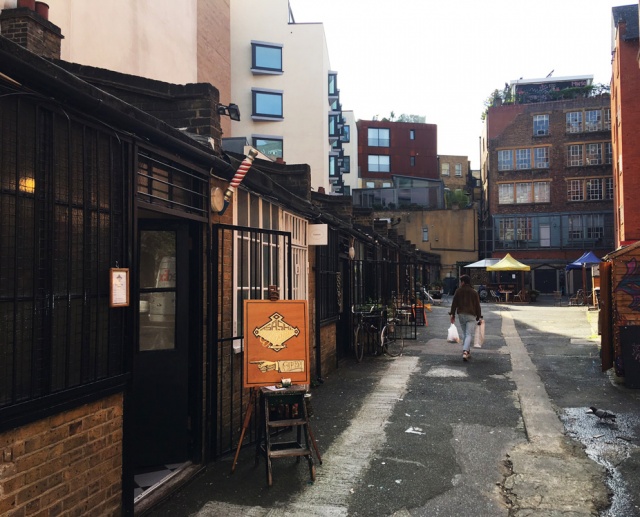 ASASHI BABER in LONDON