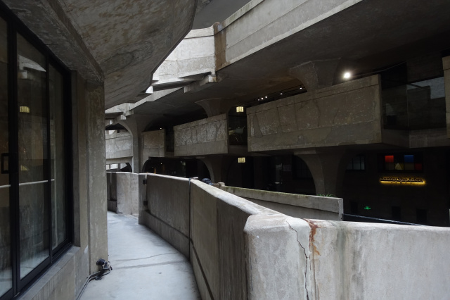 驚異の上海建築3-1933老場坊