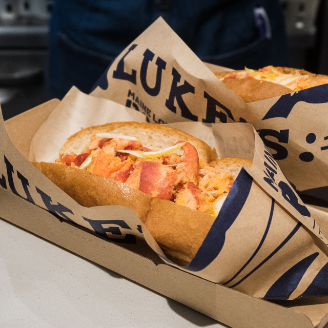 明日OPENする「渋谷ストリーム」のピザ店は、ナイフとフォークで食べるゴージャス料理で大満足!