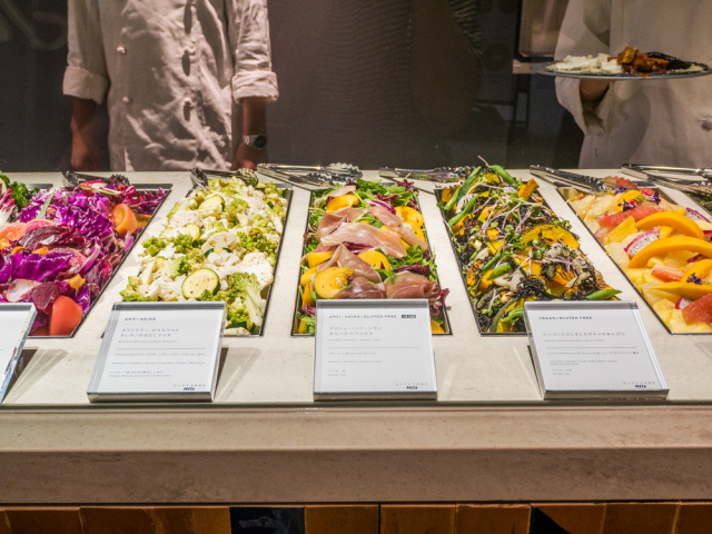 明日OPENする「渋谷ストリーム」のピザ店は、ナイフとフォークで食べるゴージャス料理で大満足!