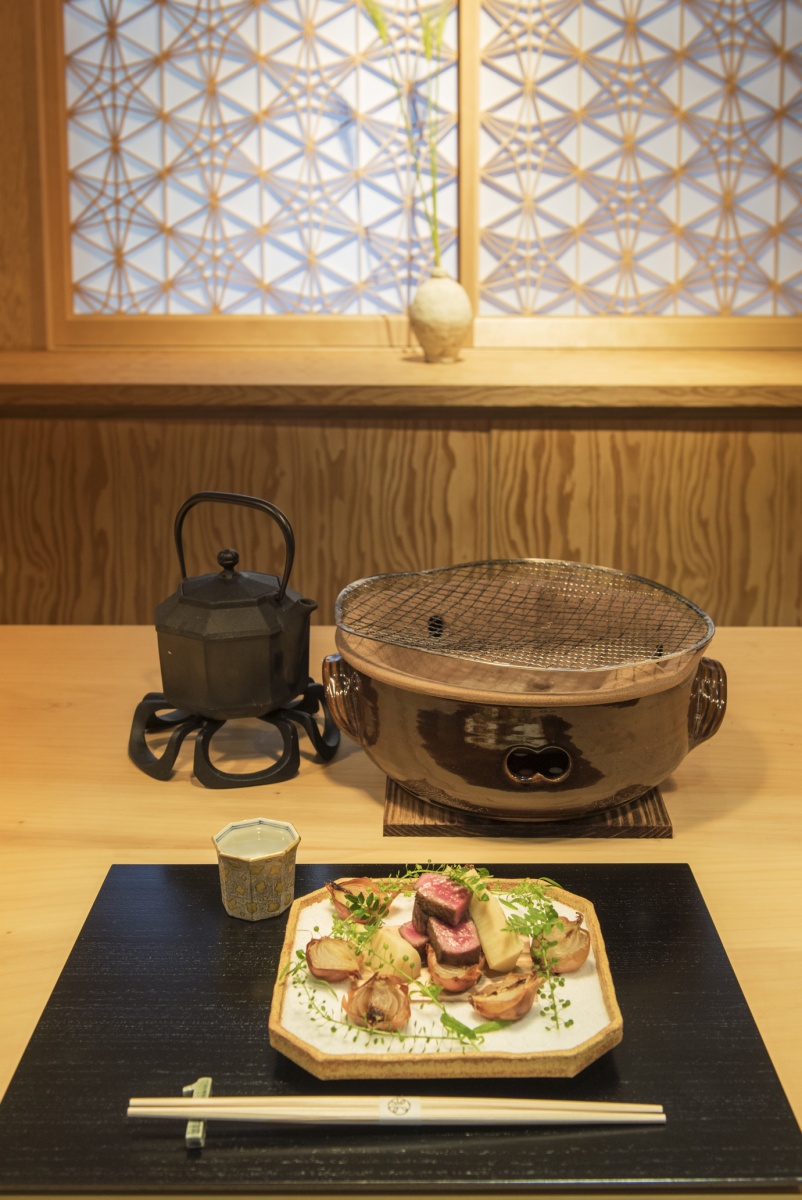 日本料理 四四A2