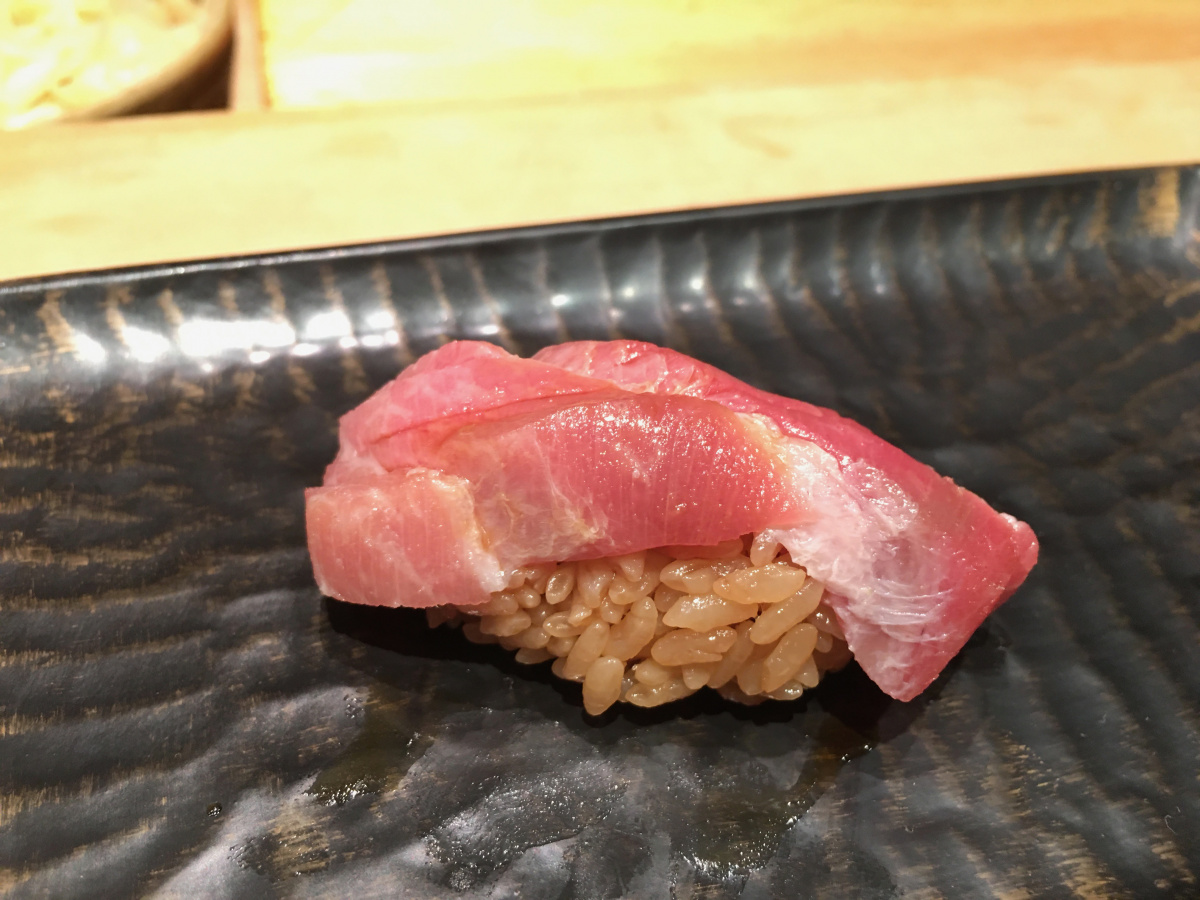 二番手にチャンスを!ミシュラン星付き 銀座「鮨とかみ」の味な挑戦“8,800円ランチ”とは。