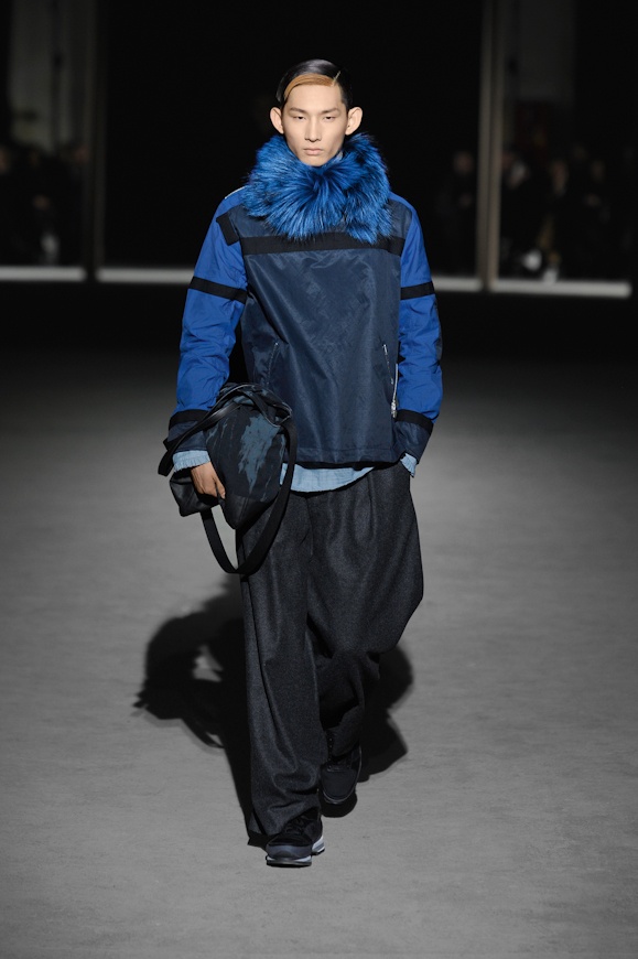 ドリス ヴァン ノッテン Dries Van Noten Fashion Collection Pen Online